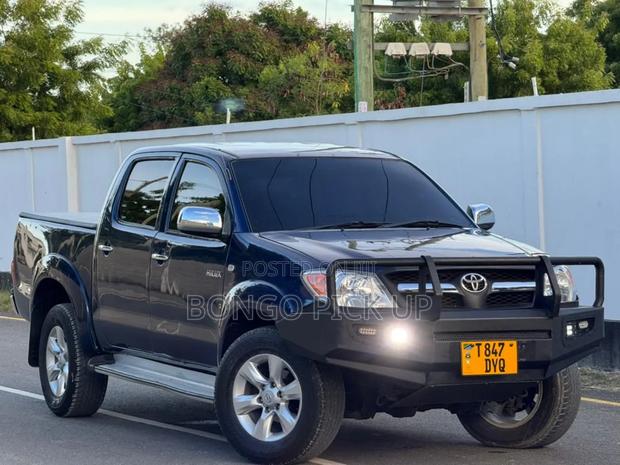 Toyota Hilux 2008 Blue