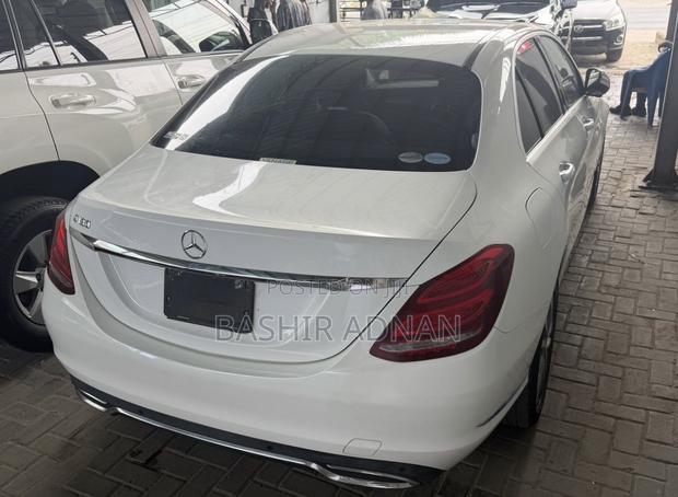 Mercedes-Benz C-Class C 180 (S205) 2015 White