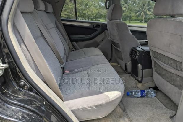 Toyota Hilux Surf 2005 Black
