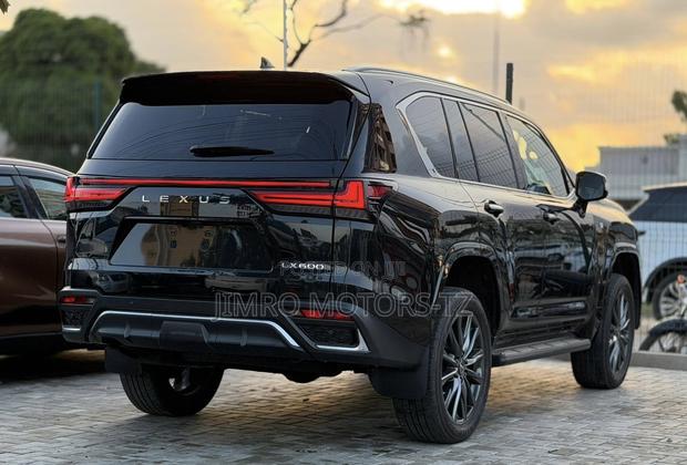 Lexus LX 2024 Black