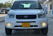 Toyota RAV4 2004 White for sale