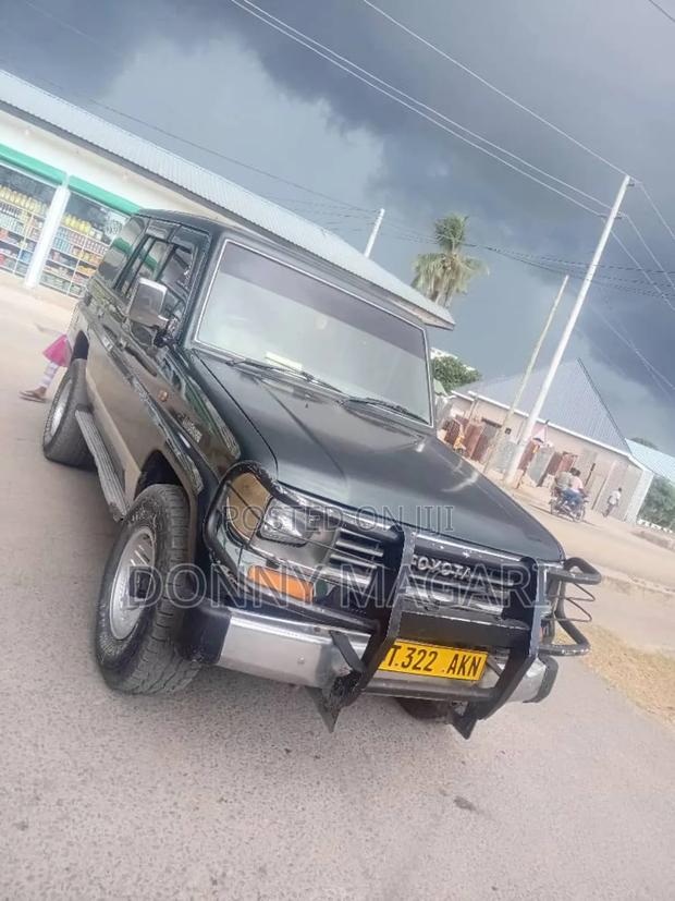 Toyota Land Cruiser Prado 2.7 16V 3dr 2001 Green