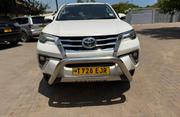 Toyota Fortuner 2.4 D AWD 2017 White for sale