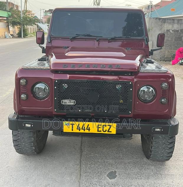 Land Rover Defender 2021 Red