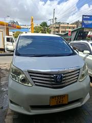 Toyota Alphard 2.4 Petrol AWD 2010 White for sale