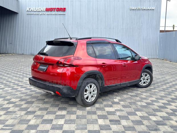 Peugeot 2008 2016 Red