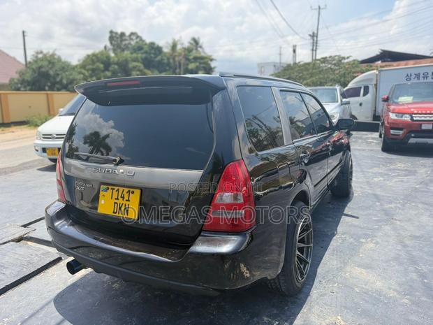 Subaru Forester 2004 Black