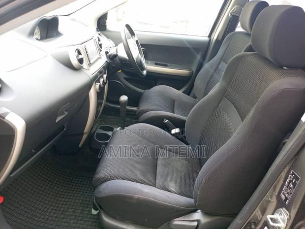 Toyota IST 2004 Gray