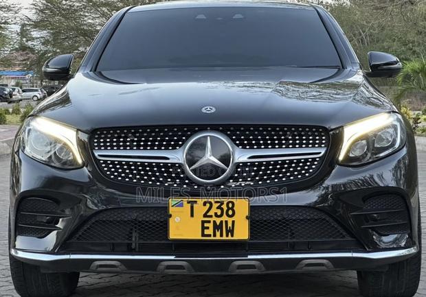 Mercedes-Benz GLC-Class 2017 Black