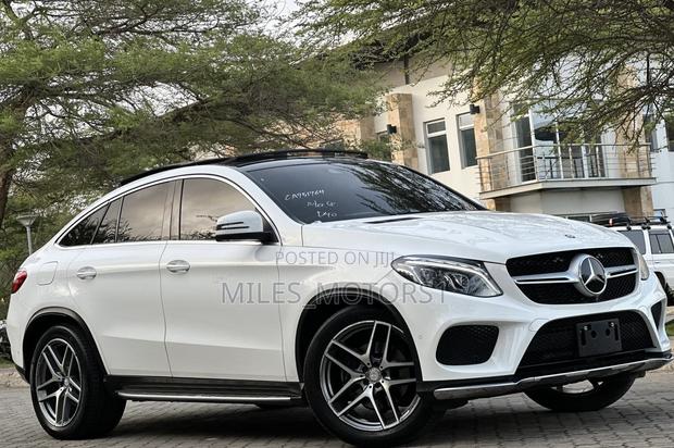 Mercedes-Benz GLE-Class 2016 White