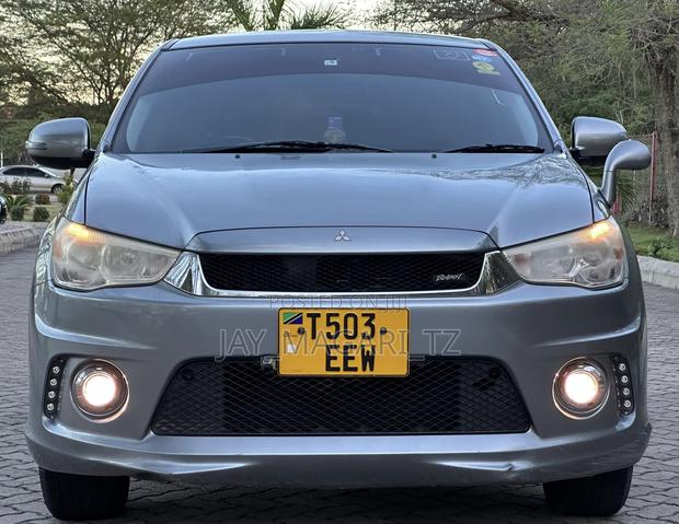 Mitsubishi RVR 2013 Gray
