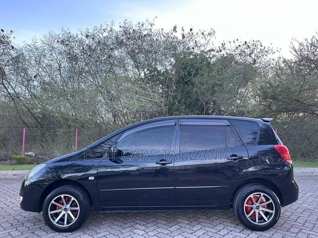 Toyota Corolla Spacio 2005 Black