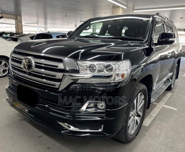 Toyota Land Cruiser 4.6 V8 ZX 2020 Black