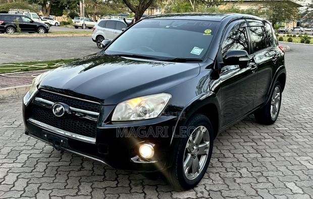 Toyota RAV4 2010 Black