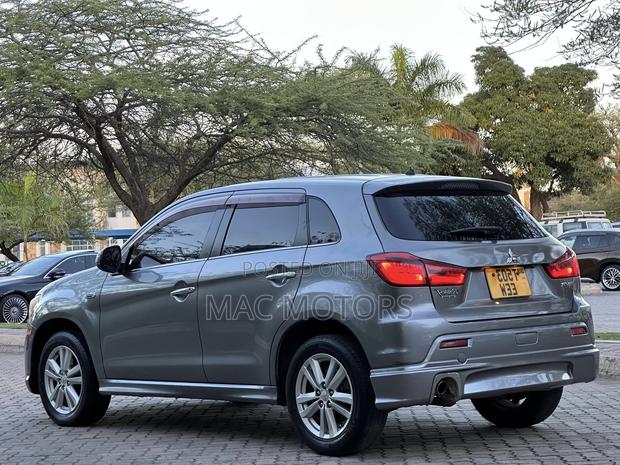 Mitsubishi RVR 2.0 2012 Silver