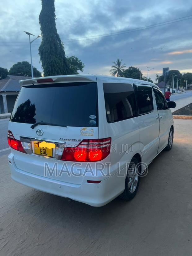 Toyota Alphard 2007 White