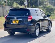 Toyota Vanguard 2011 Black for sale