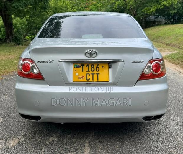 Toyota Mark X 2005 Silver