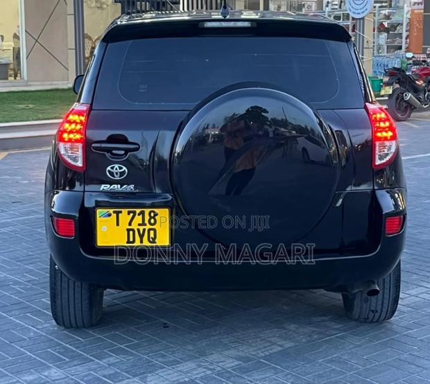 Toyota RAV4 2006 White