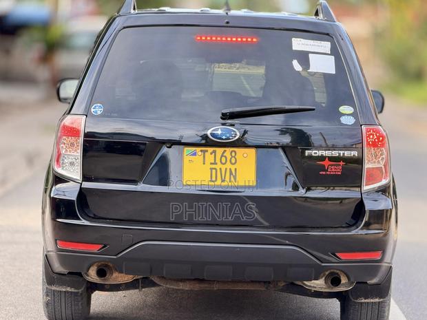 Subaru Forester 2010 Black