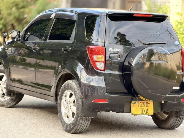 Toyota Rush 2006 Black