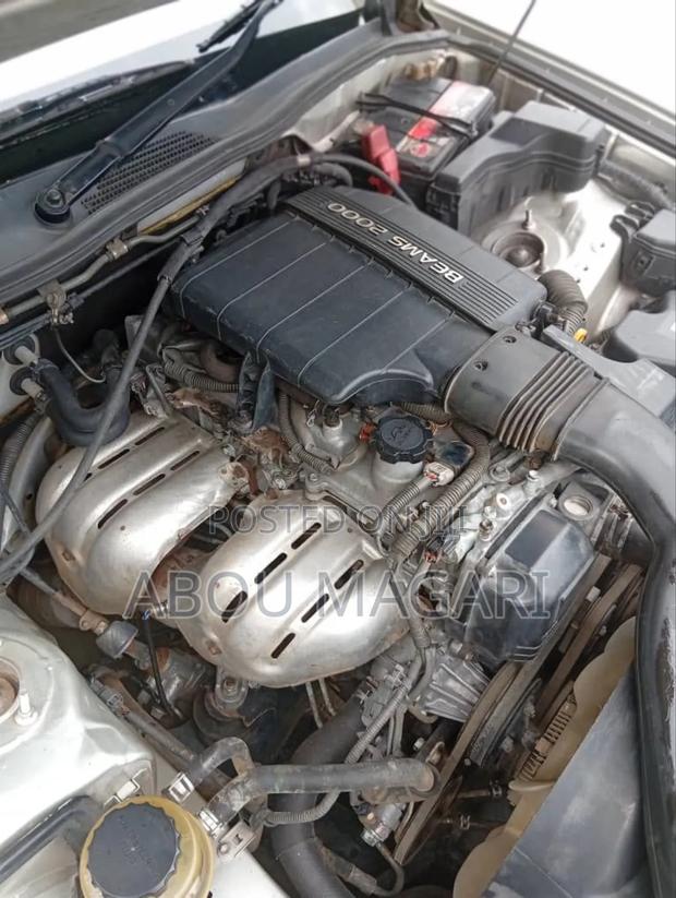 Toyota Mark II 2004 Silver