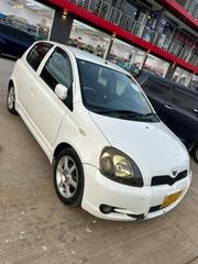 Toyota Vitz 2005 White for sale