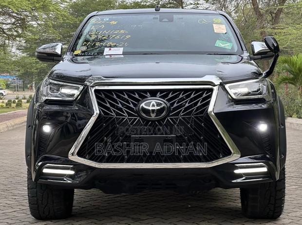 Toyota Hilux Revo Double Cab Deisel 2.4 RWD 2021 Matt Black