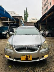 Toyota Premio 2004 Silver for sale