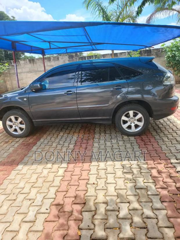 Toyota Harrier 2006 Gray