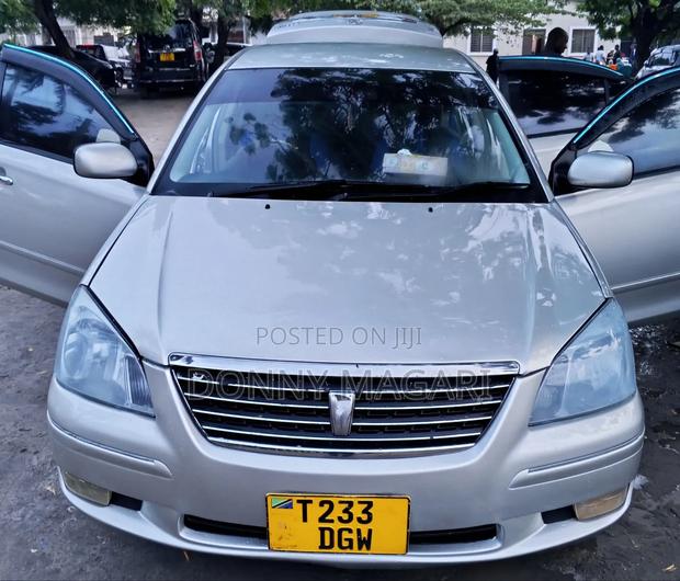 Toyota Premio 2005 Silver