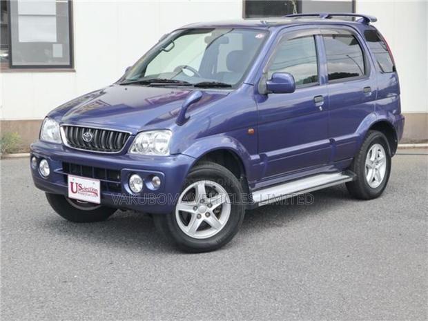 Toyota Cami 2004 Blue