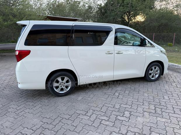 Toyota Alphard 2008 White