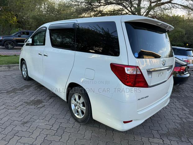 Toyota Alphard 2008 White