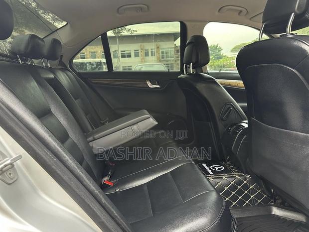 Mercedes-Benz C200 2008 Silver