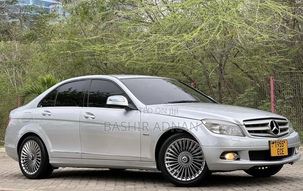 Mercedes-Benz C200 2008 Silver