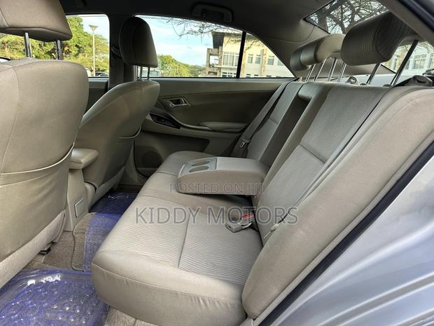 Toyota Premio 2008 Silver