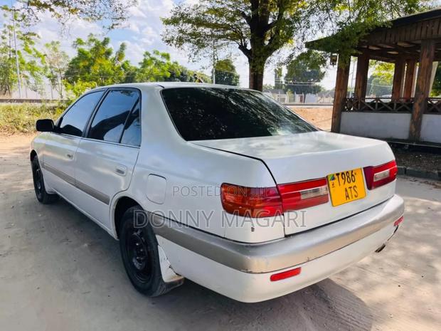 Toyota Premio 2003 White