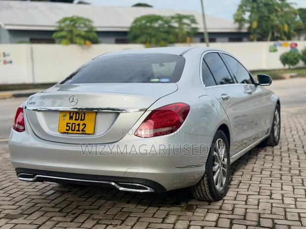 Mercedes-Benz C-Class C 200 (W205) 2015 Silver