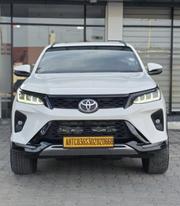 Toyota Fortuner 2.8 D AWD 2023 Pearl for sale