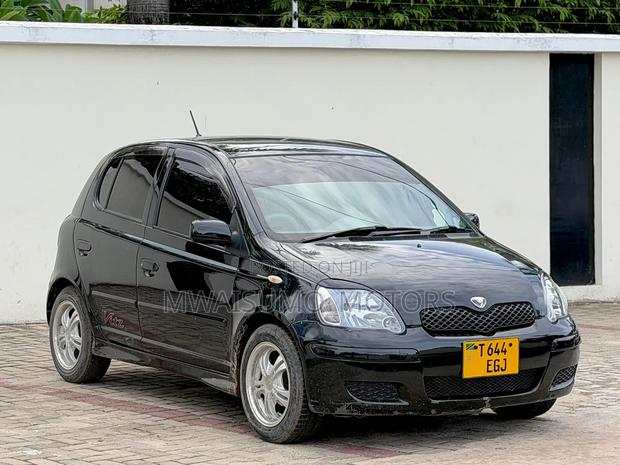 Toyota Vitz 2003 Matt Black