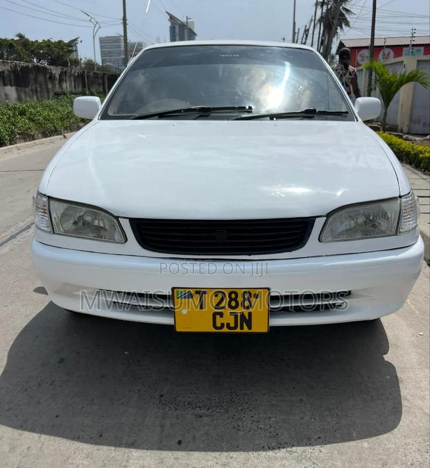 Toyota Corolla II 1997 White