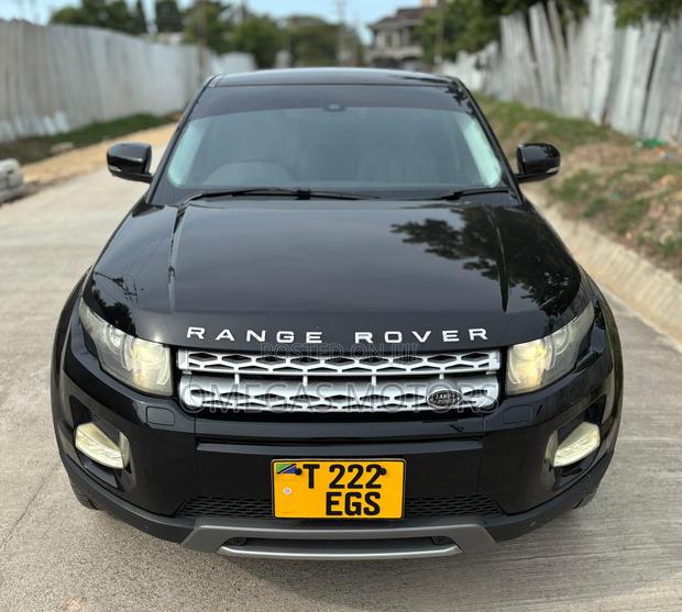 Land Rover Range Rover Evoque Pure AWD 5-Door 2013 Black