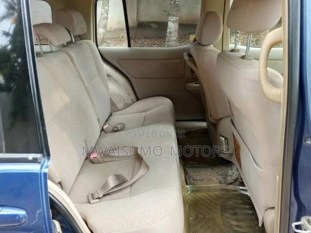 Toyota Raum 2003 Blue