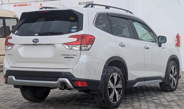 Subaru Forester 2018 White