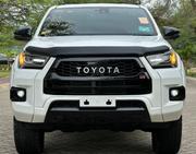 Toyota Hilux 2022 White for sale