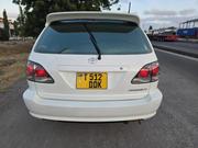 Toyota Harrier 2004 White for sale