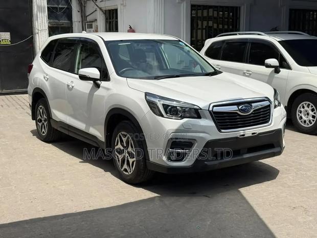 Subaru Forester 2.0XT Premium AWD 2018 White