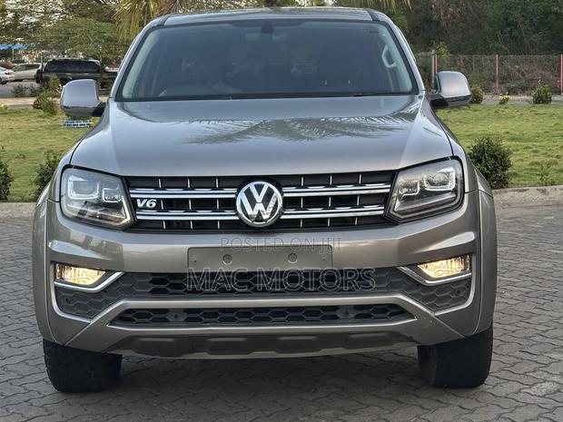 Volkswagen Amarok 2020 Gray