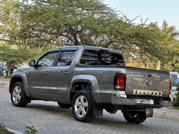 Volkswagen Amarok 2020 Gray